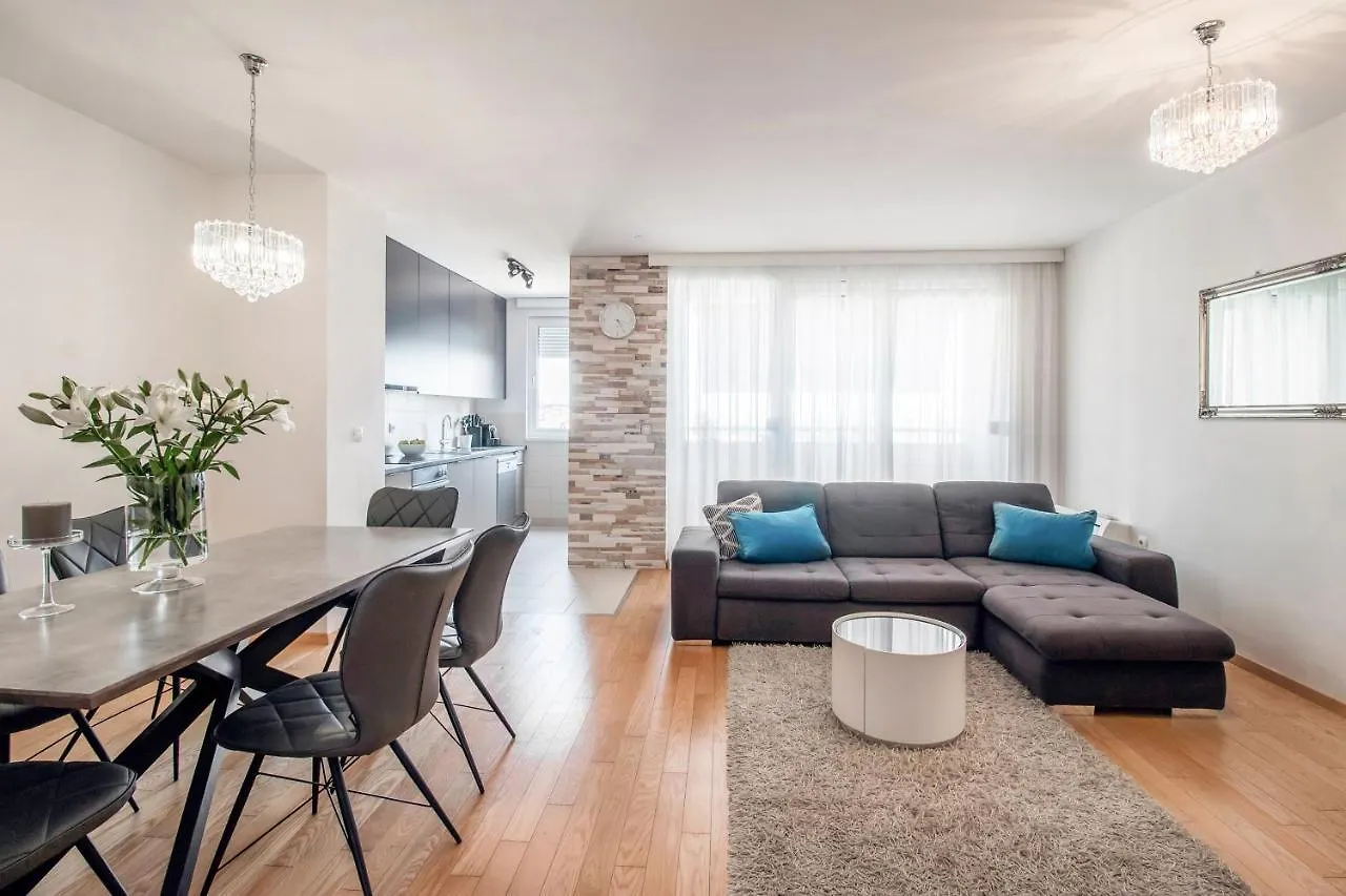 Apartment Montesa Zadar With Free Parking And Balcony 0*,  Croatie